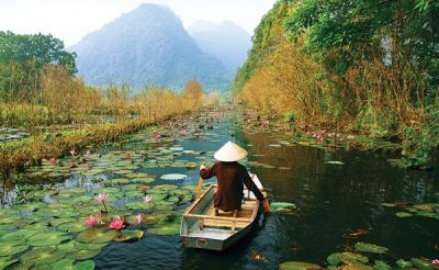 Uniworld Boutique River Cruises River Cruise - Ho Chi Minh City to Hanoi Uniworld Boutique River Cruises River Cruise - Ho Chi Minh City to Hanoi